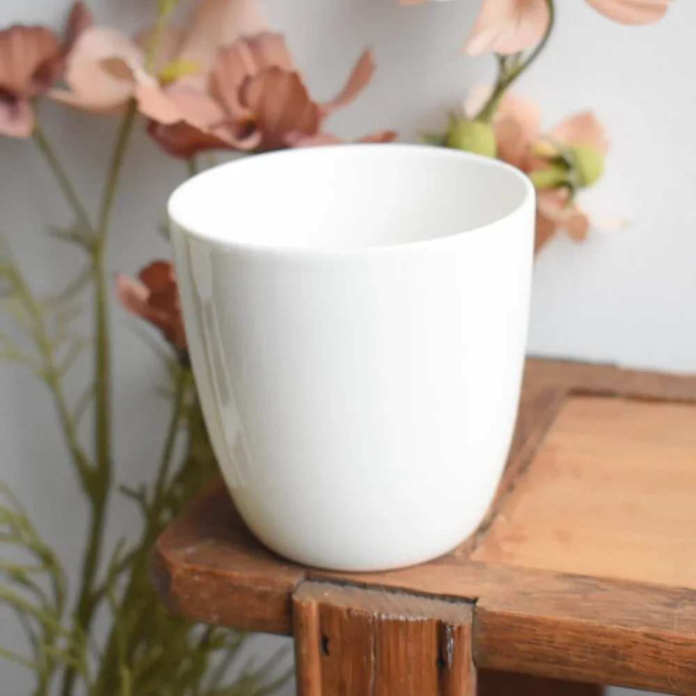 Vintage Small Porcelain Gothic Vampire Bat Cup VHTF